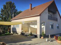 Eladó családi ház, Székesfehérvárott 135 M Ft, 5 szobás