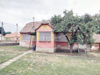 Eladó családi ház, Szákszenden 18 M Ft, 3 szobás