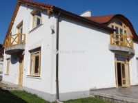 Eladó családi ház, XVIII. kerületben 160 M Ft, 7 szobás