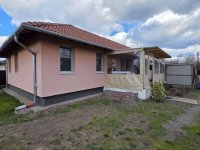 Eladó sorház, Délegyházán 74.9 M Ft, 2+2 szobás