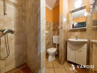 Eladó hotel, Velencén 160 M Ft, 13+1 szobás