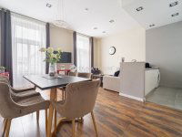 Eladó téglalakás, VI. kerületben 229 M Ft, 6 szobás