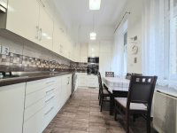 Eladó téglalakás, VIII. kerületben 99 M Ft, 3 szobás