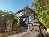 Eladó családi ház, Szentendrén 195 M Ft, 7 szobás