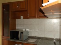 Eladó családi ház, Gyöngyösön 39.9 M Ft, 1 szobás