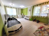 Eladó családi ház, Kecskeméten 245 M Ft, 5 szobás