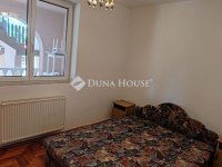 Eladó családi ház, Siklóson 96.5 M Ft, 5 szobás