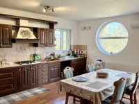 Eladó családi ház, Csomádon 147 M Ft, 4 szobás