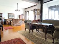 Eladó családi ház, Esztergomban 149.9 M Ft, 9 szobás