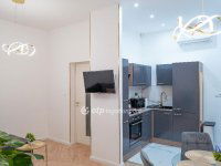 Eladó téglalakás, Budapesten, VI. kerületben 79.9 M Ft