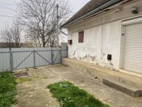 Eladó családi ház, Szűrön 8 M Ft, 3 szobás