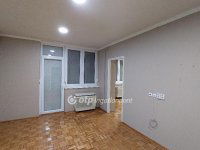 Eladó téglalakás, Kisújszálláson 32.5 M Ft, 2 szobás