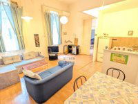 Eladó téglalakás, V. kerületben 189 M Ft, 3 szobás