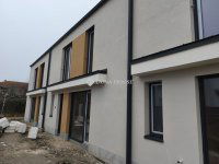 Eladó téglalakás, Dunaharasztin 99.9 M Ft, 4 szobás