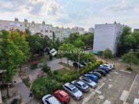 Eladó panellakás, Kecskeméten 44.9 M Ft, 3 szobás