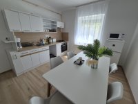 Eladó téglalakás, Keszthelyen 72 M Ft, 1+2 szobás