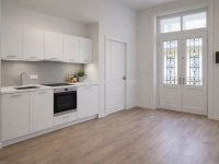 Eladó téglalakás, V. kerületben 83.99 M Ft, 3 szobás