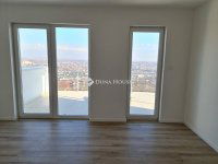 Eladó ikerház, Pécsett 134.9 M Ft, 4 szobás