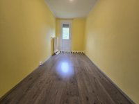 Eladó panellakás, Pécsett 48.9 M Ft, 3 szobás