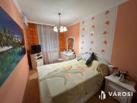 Eladó panellakás, Debrecenben 68.9 M Ft, 3 szobás