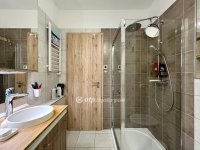 Eladó téglalakás, XI. kerületben 150 M Ft, 4 szobás