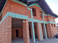 Eladó családi ház, Szentendrén 300 M Ft, 5 szobás