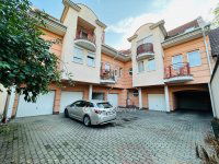 Eladó téglalakás, Debrecenben 75 M Ft, 2+1 szobás