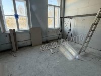 Kiadó iroda, Győrött, Simor János püspök terén 3700 E Ft / hó