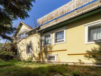 Eladó családi ház, III. kerületben 283 M Ft, 7 szobás