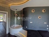 Eladó családi ház, III. kerületben 520 M Ft, 7 szobás