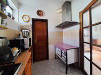 Eladó családi ház, Bólyban 89.9 M Ft, 5 szobás