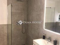 Eladó téglalakás, Pécsett 63.9 M Ft, 2 szobás