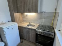 Kiadó panellakás, albérlet, Kecskeméten 120 E Ft / hó, 1 szobás