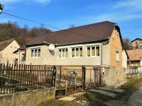 Eladó családi ház