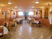 Eladó nyaraló, Debrecenben 550 M Ft, 16 szobás