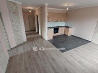 Eladó sorház, Tiszakécskén 64.9 M Ft, 3 szobás