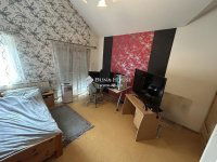 Eladó családi ház, Vecsésen 172 M Ft, 2 szobás