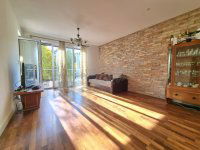 Kiadó téglalakás, albérlet