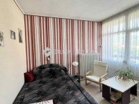 Eladó családi ház, Pécsett 81.5 M Ft, 5 szobás