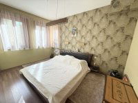 Eladó családi ház, Pécsett 289 M Ft, 4 szobás