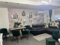 Eladó panellakás, Pápán 43.99 M Ft, 1+3 szobás