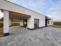 Eladó családi ház, Pécsett 129.9 M Ft, 4 szobás