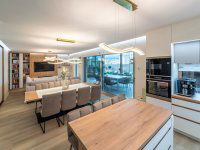 Eladó téglalakás, III. kerületben 450 M Ft, 4 szobás