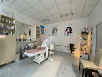 Eladó üzlethelyiség