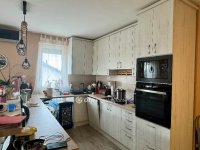 Eladó téglalakás, Szabadbattyánban 82 M Ft, 5 szobás