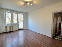 Eladó panellakás, Tatabányán 36.9 M Ft, 2 szobás