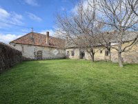 Eladó üzlethelyiség, Veszprémben, Céhház utcában 160 M Ft