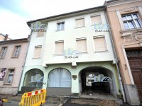 Eladó üzlethelyiség, Szombathelyen, Hollán Ernő utcában 15 M Ft