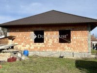 Eladó családi ház, Pilisen 75 M Ft, 5 szobás