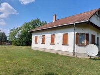 Eladó családi ház, Kisteleken 80 M Ft, 4 szobás
